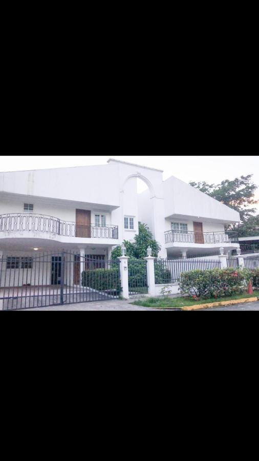 パナマ・シティー Casa Duplex Privada Con Piscinaヴィラ エクステリア 写真